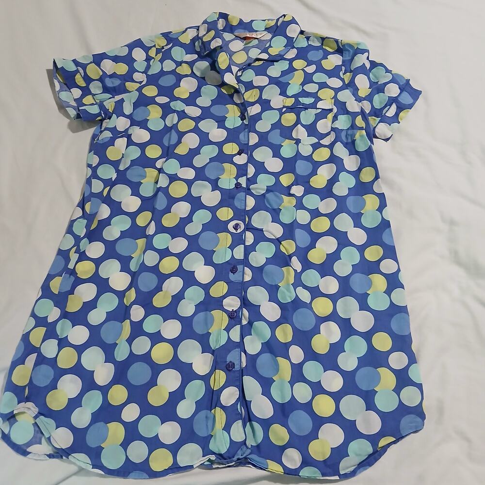 Cacique Women's 14/16 !00% Cotton Blue Polkadot Button-Up Nightgown front Pocket